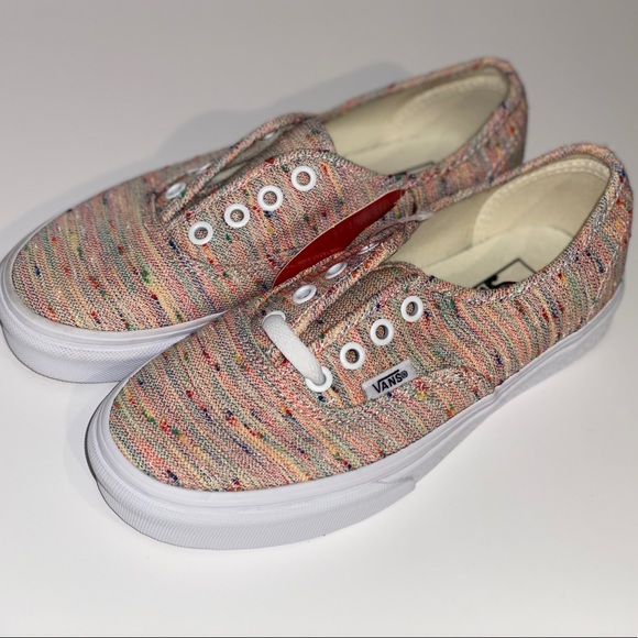 Vans - Picture 2 of 4